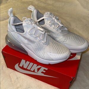 Nike Air Max 270 Sneakers